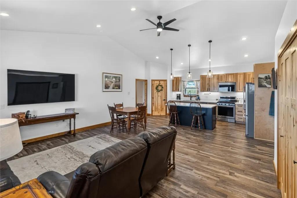 25 S 51 Ranch Drive Townsend MT 59644