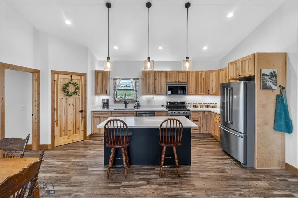 25 S 51 Ranch Drive Townsend MT 59644