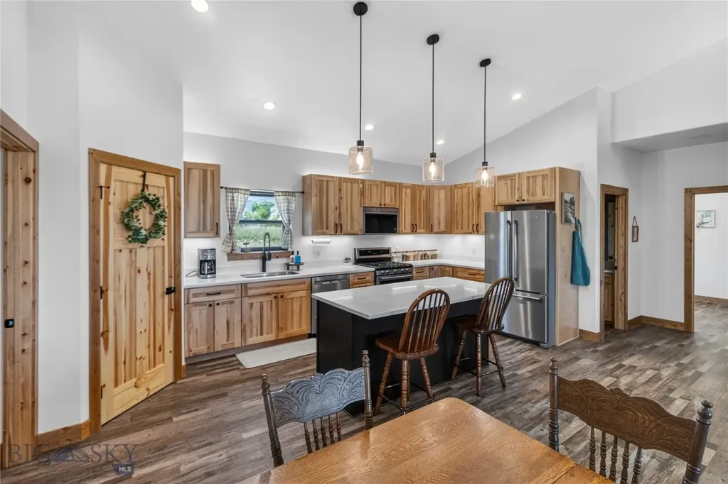 25 S 51 Ranch Drive Townsend MT 59644