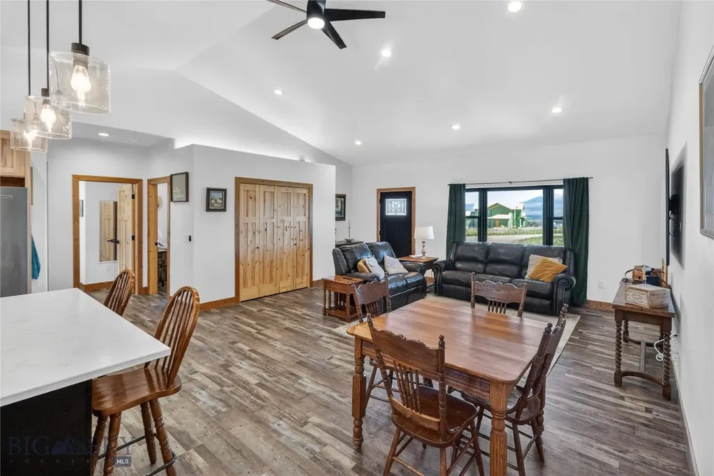 25 S 51 Ranch Drive Townsend MT 59644