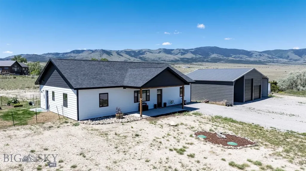 25 S 51 Ranch Drive Townsend MT 59644