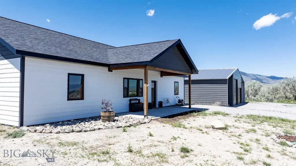 25 S 51 Ranch Drive Townsend MT 59644