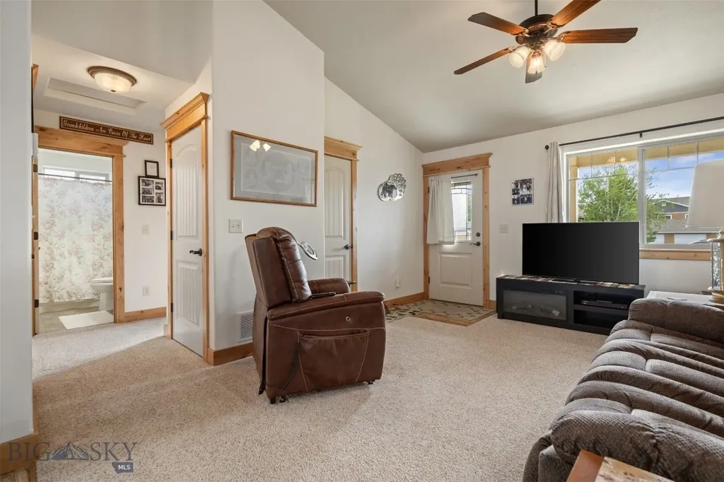 3134 Wynne Avenue Butte MT 59701