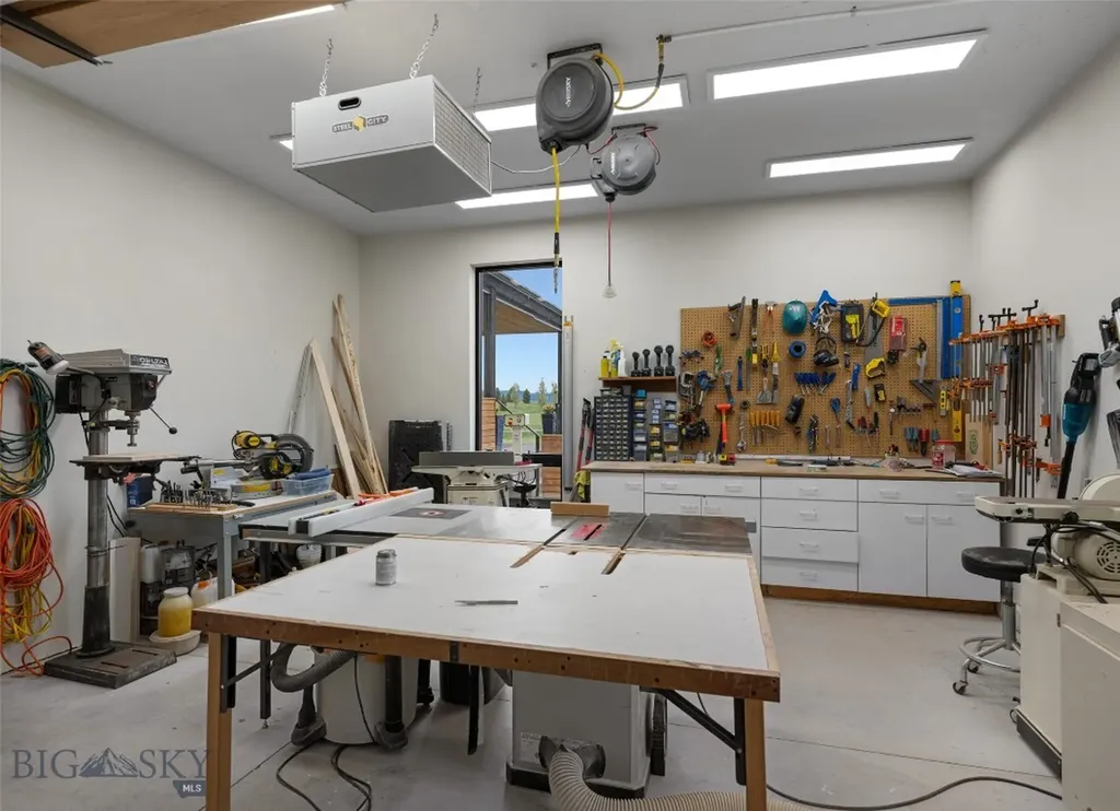 2375 Whitetail Road Bozeman MT 59715