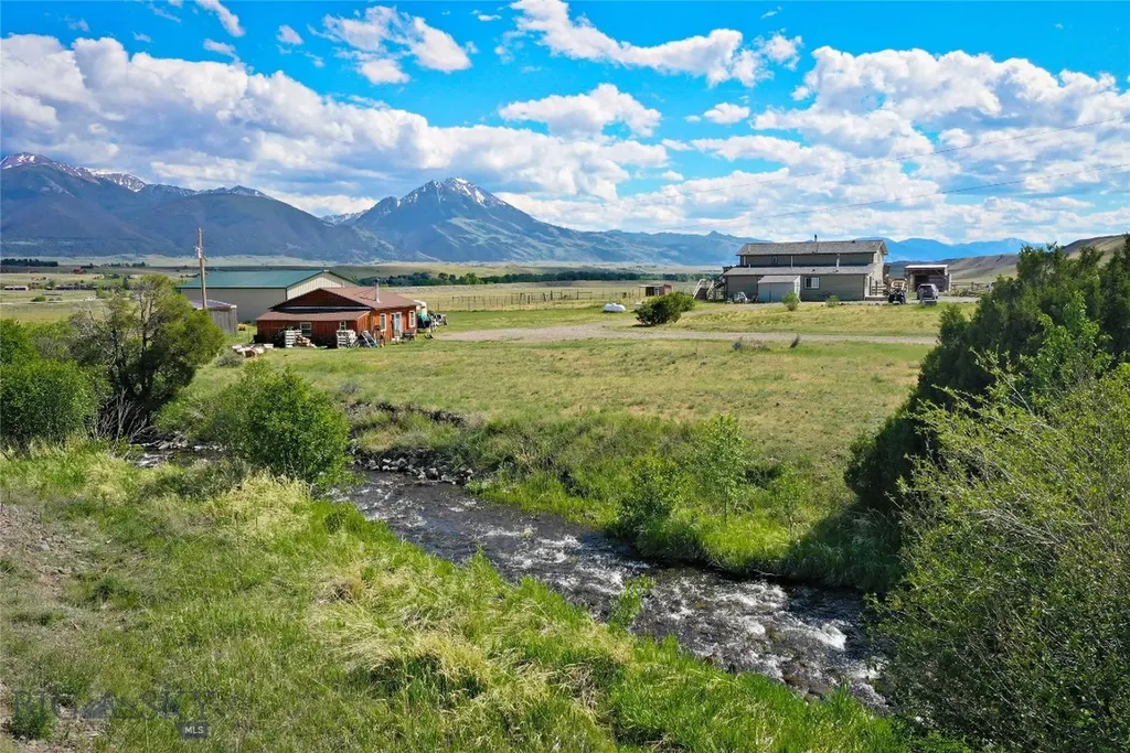 3480 Old Yellowstone Trail N Livingston MT 59047