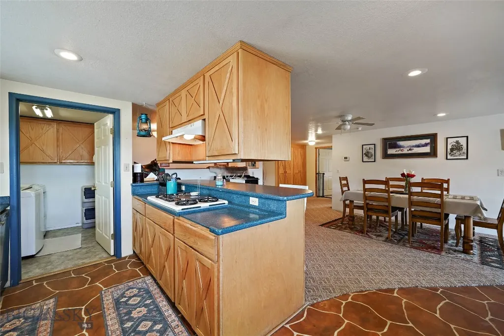 3480 Old Yellowstone Trail N Livingston MT 59047