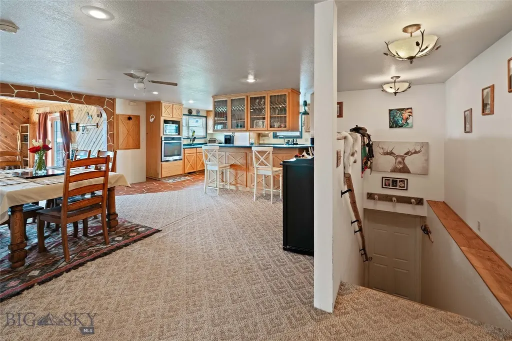 3480 Old Yellowstone Trail N Livingston MT 59047
