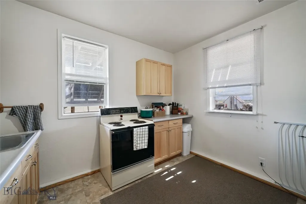 3480 Old Yellowstone Trail N Livingston MT 59047