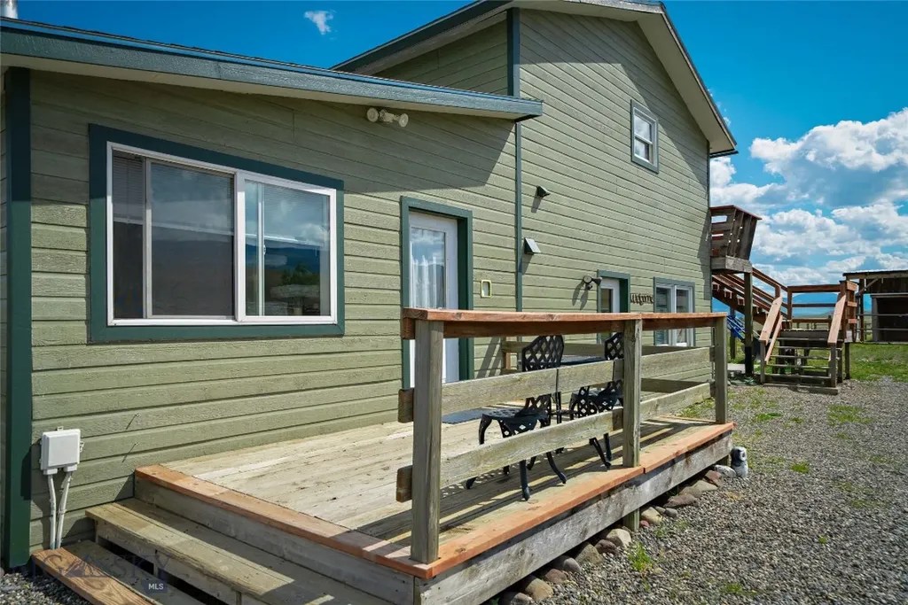 3480 Old Yellowstone Trail N Livingston MT 59047