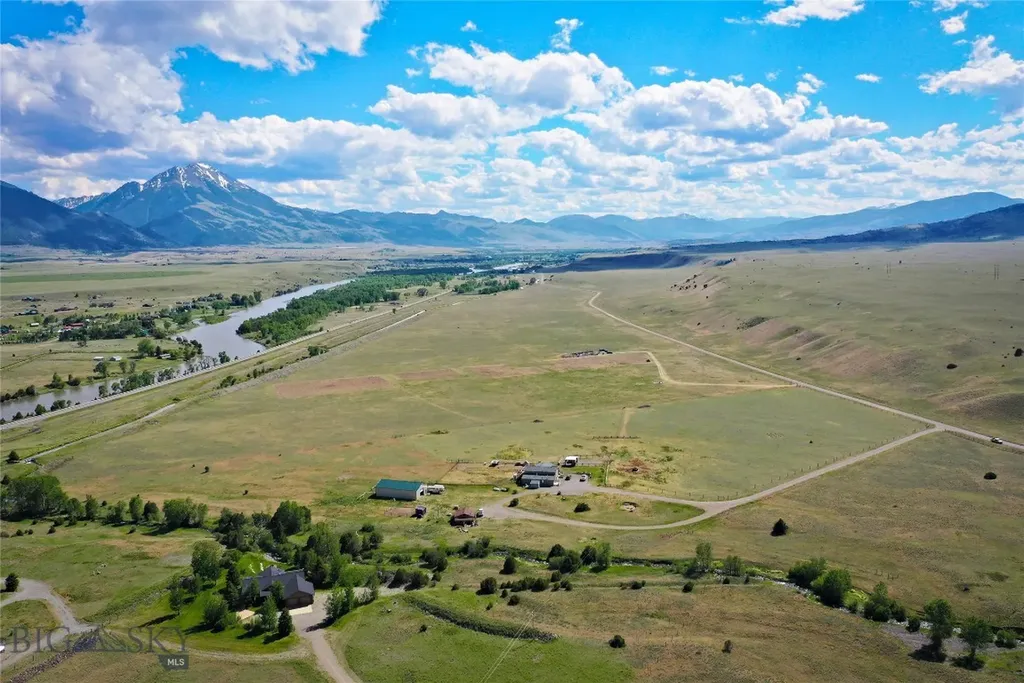 3480 Old Yellowstone Trail N Livingston MT 59047