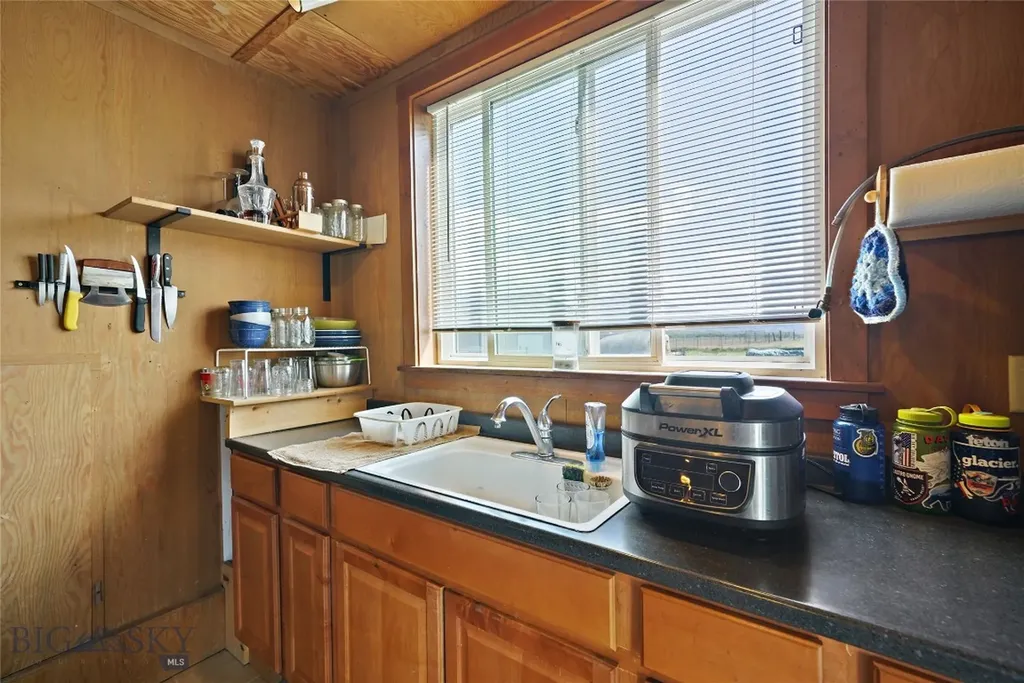 3480 Old Yellowstone Trail N Livingston MT 59047