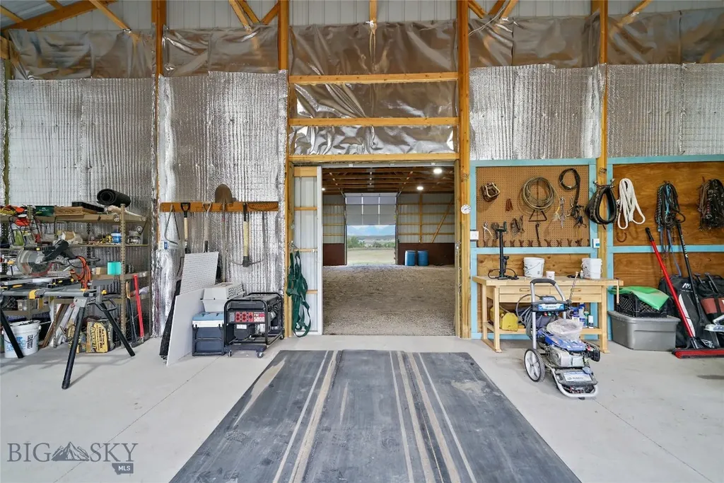 3480 Old Yellowstone Trail N Livingston MT 59047