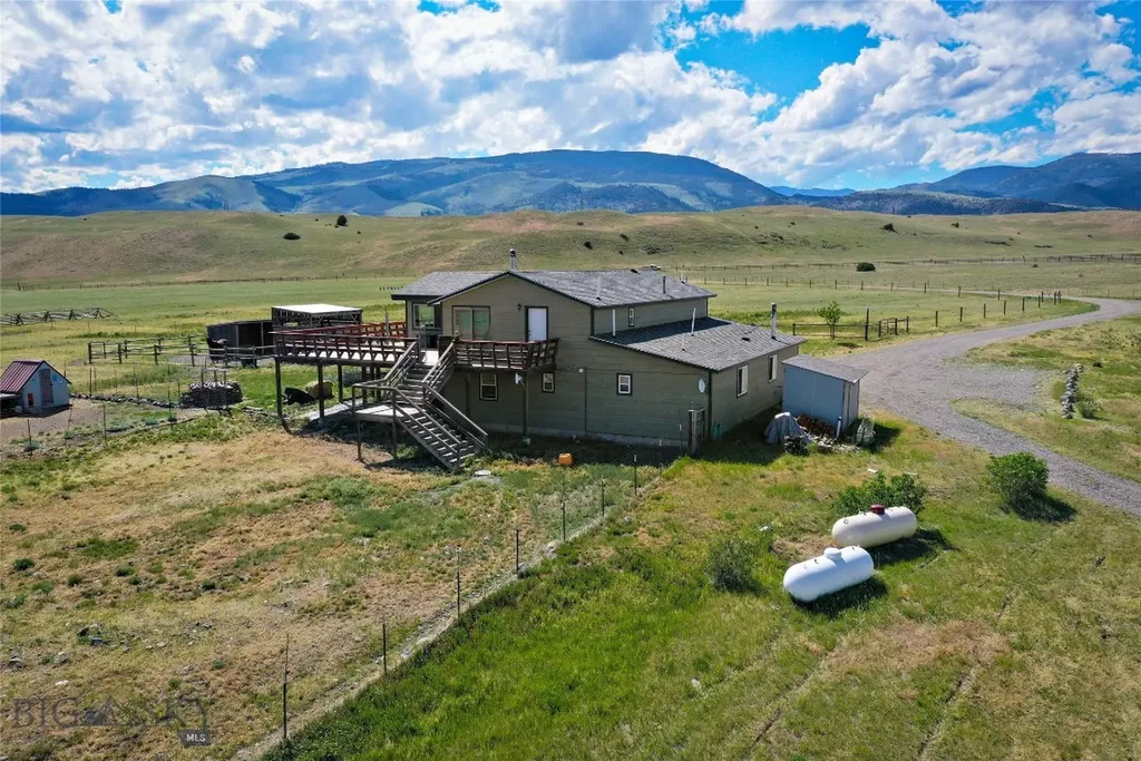 3480 Old Yellowstone Trail N Livingston MT 59047