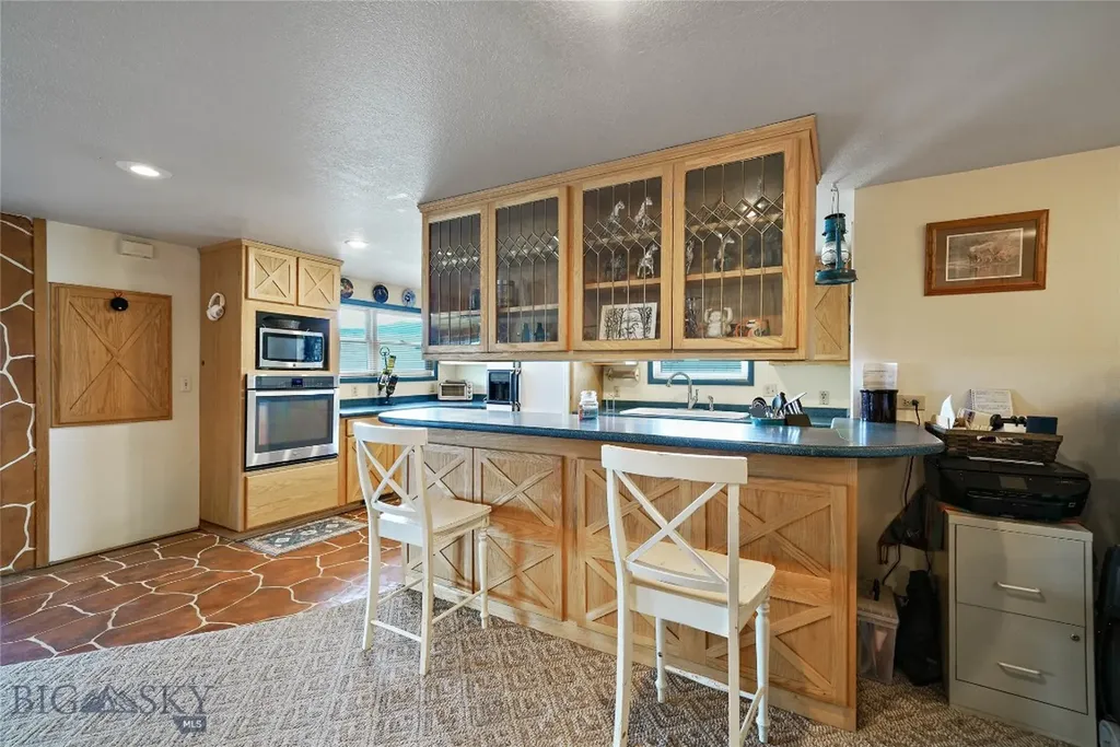 3480 Old Yellowstone Trail N Livingston MT 59047