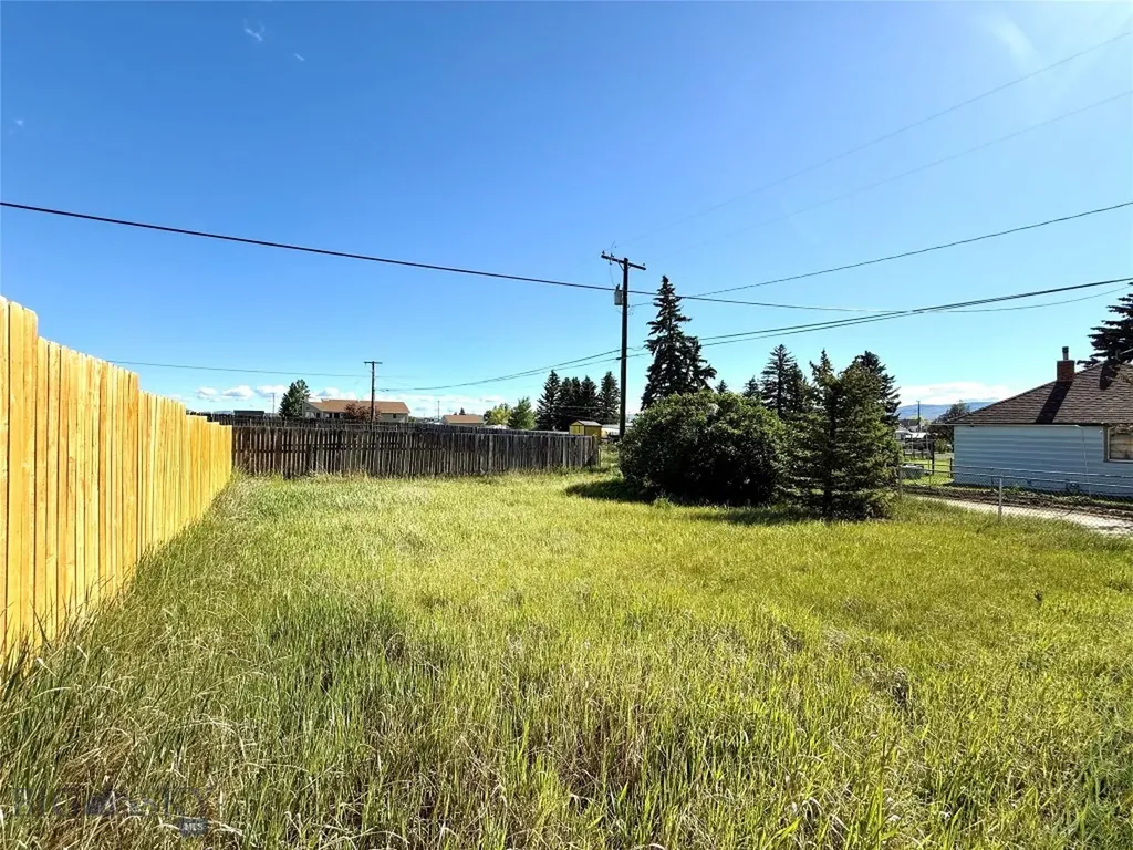 1010 Sunset Drive Deer Lodge MT 59722