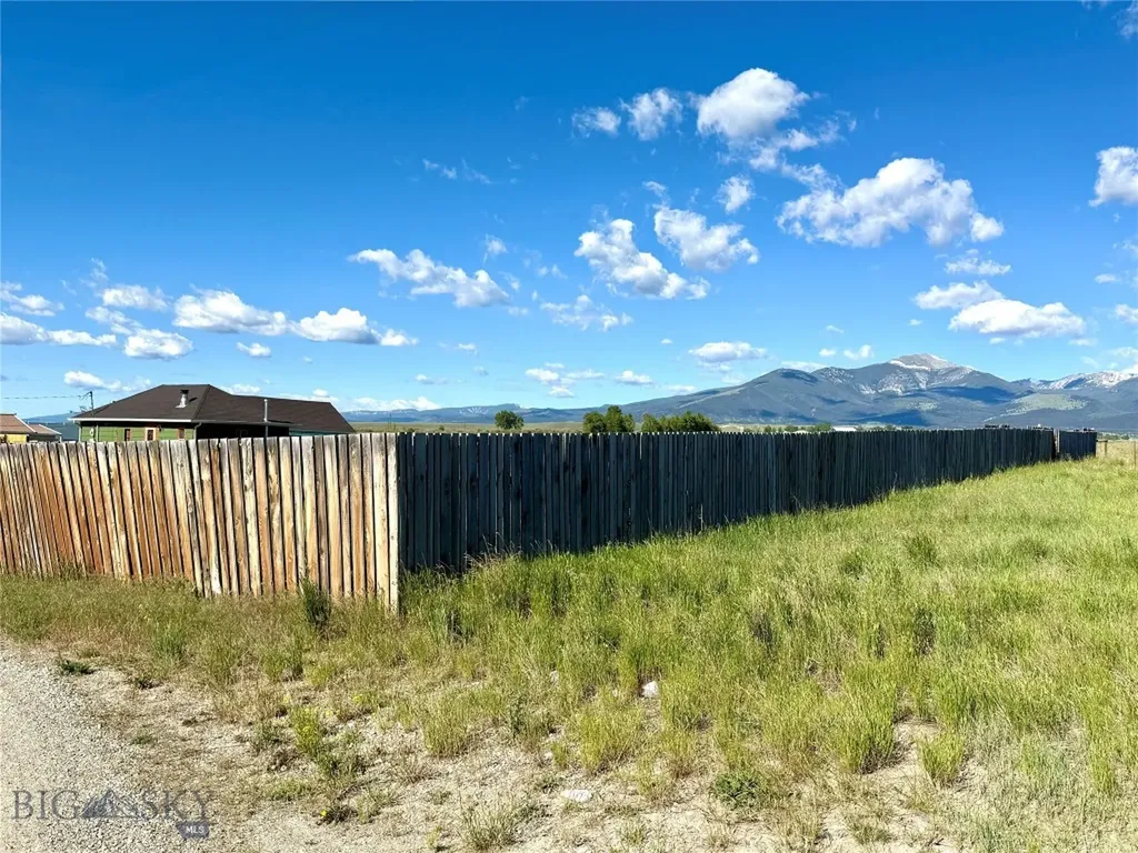 1010 Sunset Drive Deer Lodge MT 59722