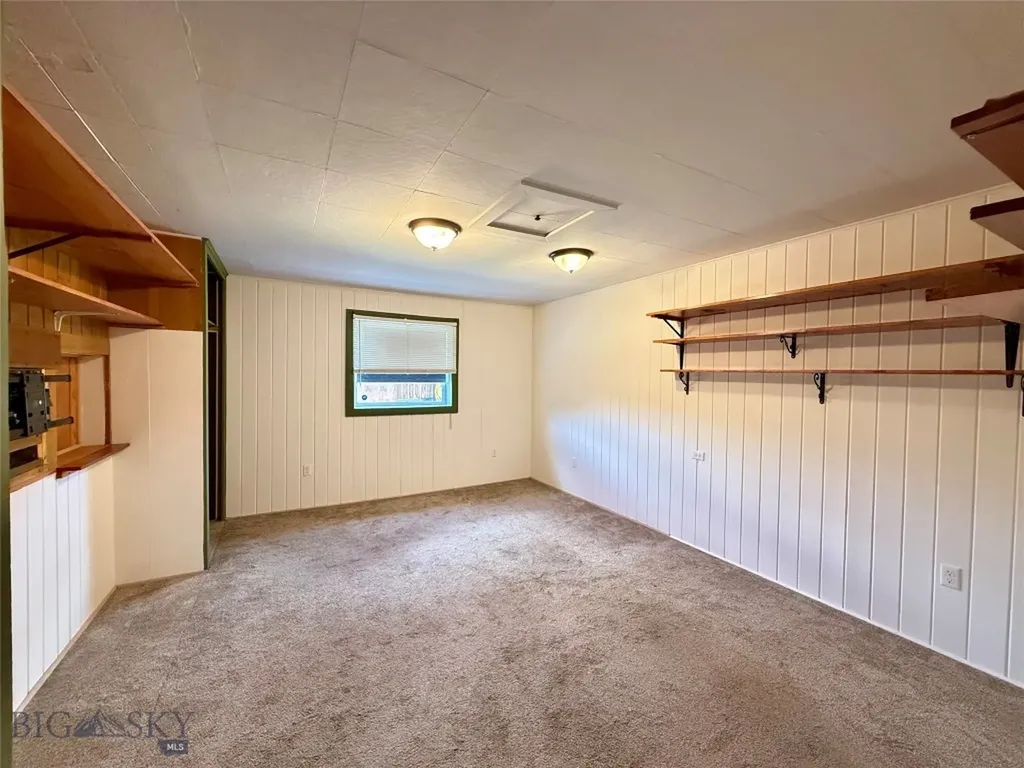 1010 Sunset Drive Deer Lodge MT 59722