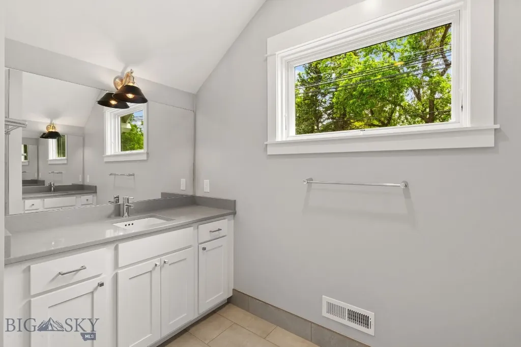 725 S 6th Avenue Bozeman MT 59715
