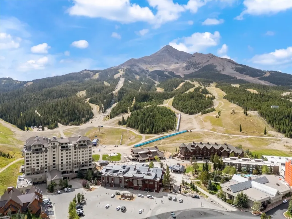 21 Sittingbull Road Big Sky MT 59716