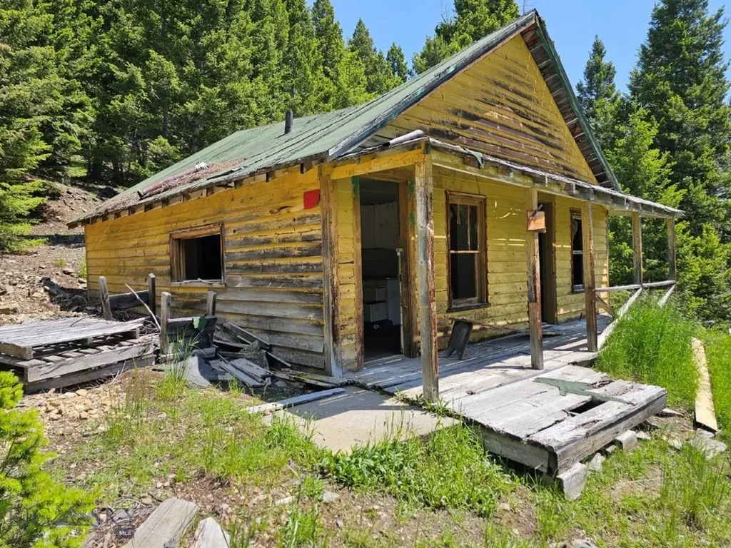 Crow Bar Indian Creek Townsend MT 59644