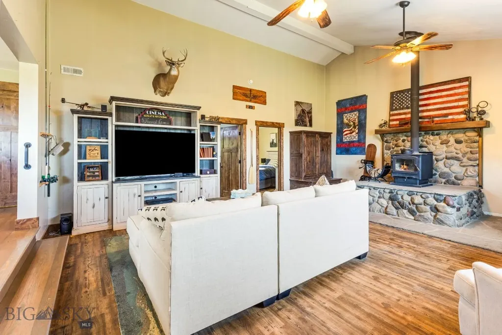 30 Wineglass Loop N Livingston MT 59047