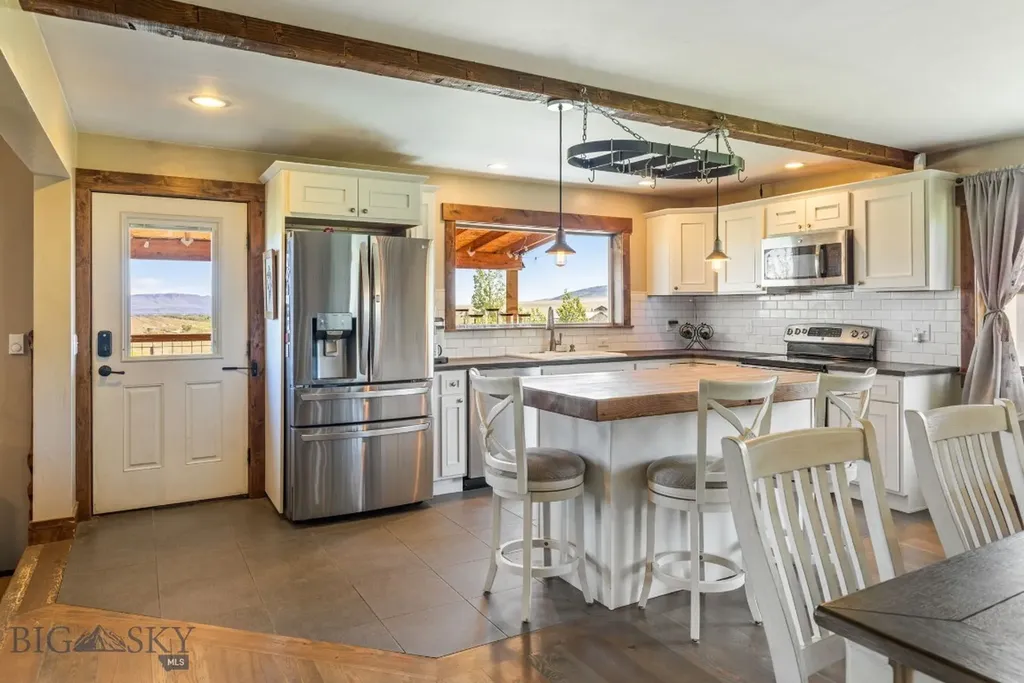 30 Wineglass Loop N Livingston MT 59047