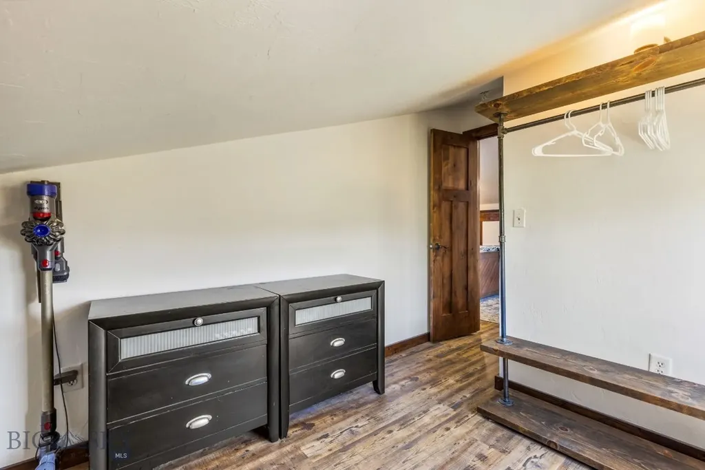 30 Wineglass Loop N Livingston MT 59047
