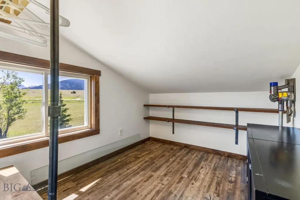 30 Wineglass Loop N Livingston MT 59047