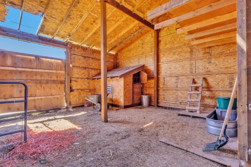 30 Wineglass Loop N Livingston MT 59047