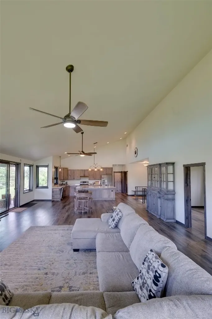 9701 Mt Highway 200 Dixon MT 59831