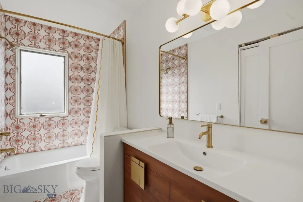 117 Henderson Bozeman MT 59715