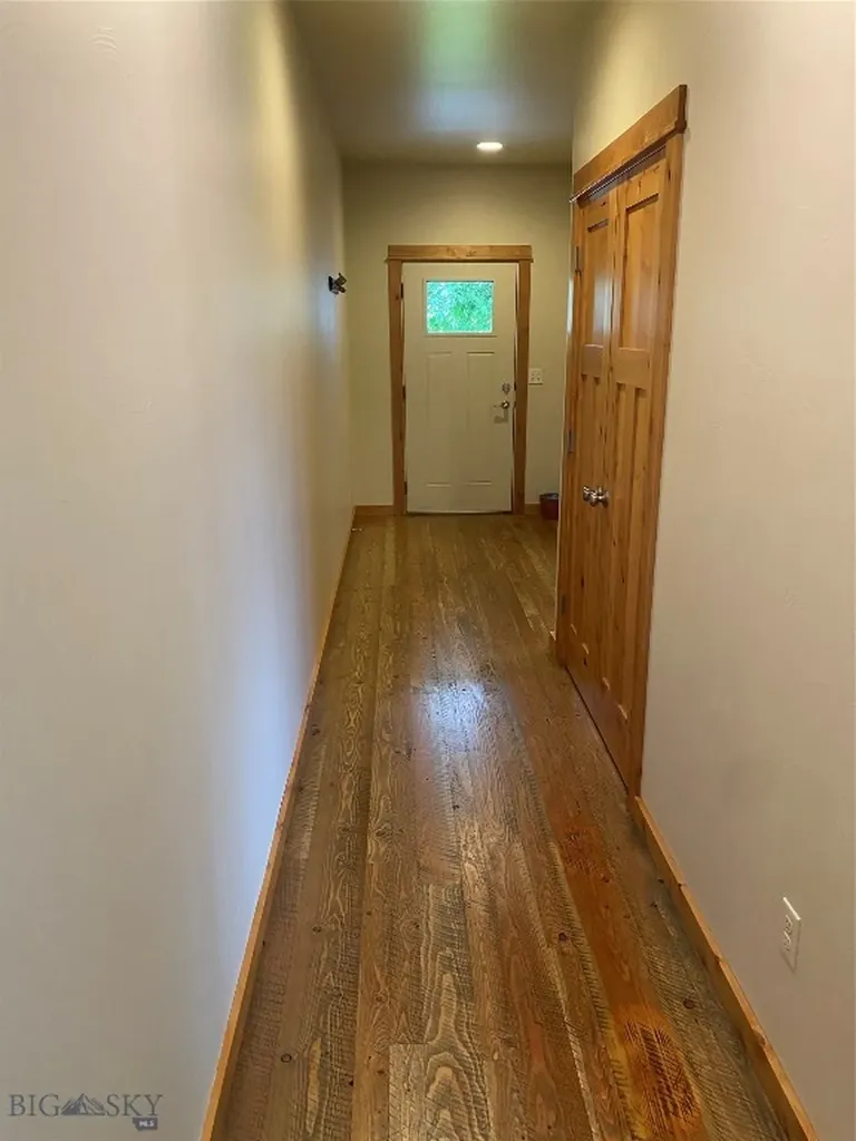 33 Voyager Lane Bozeman MT 59718