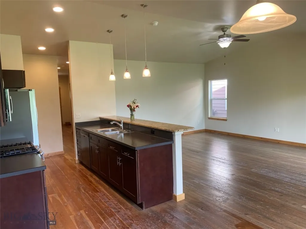 33 Voyager Lane Bozeman MT 59718