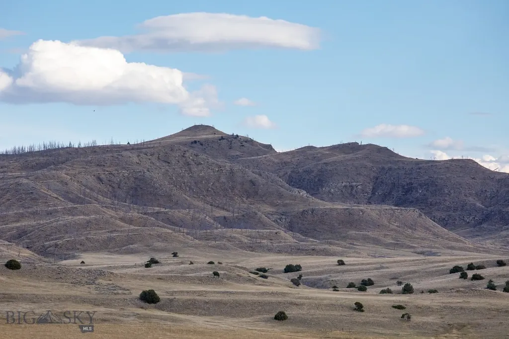 858 Lower Sweet Grass Big Timber MT 59011