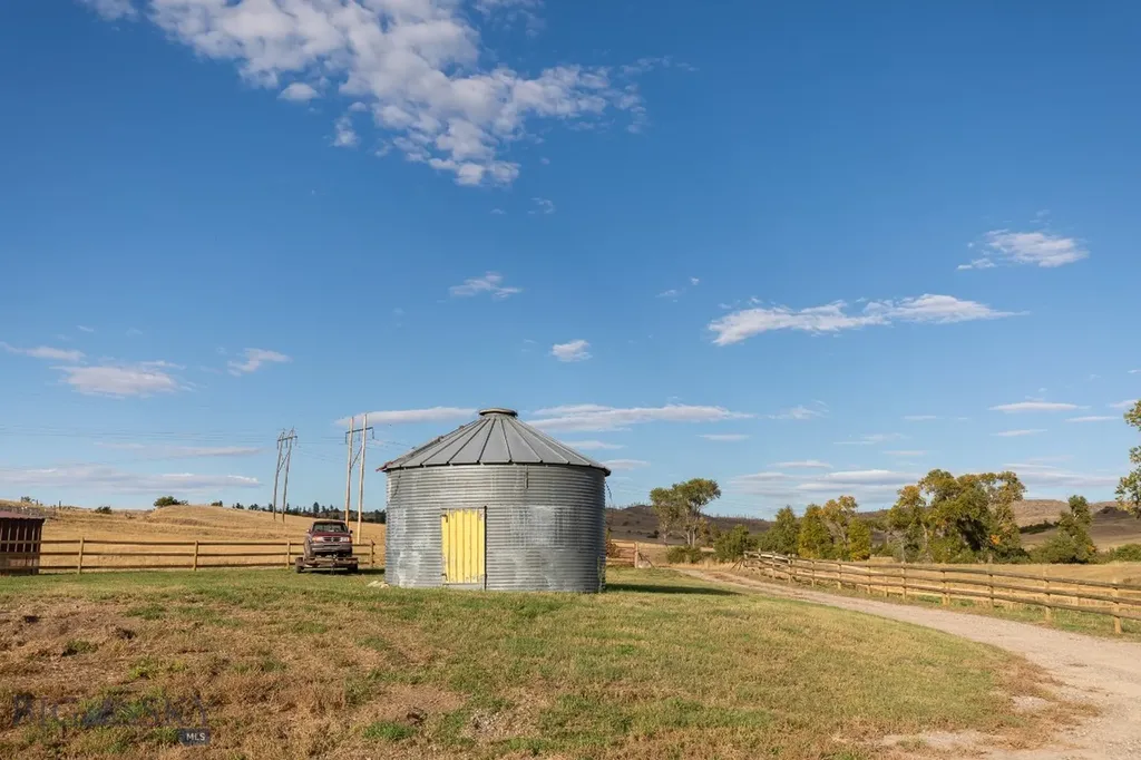 858 Lower Sweet Grass Big Timber MT 59011