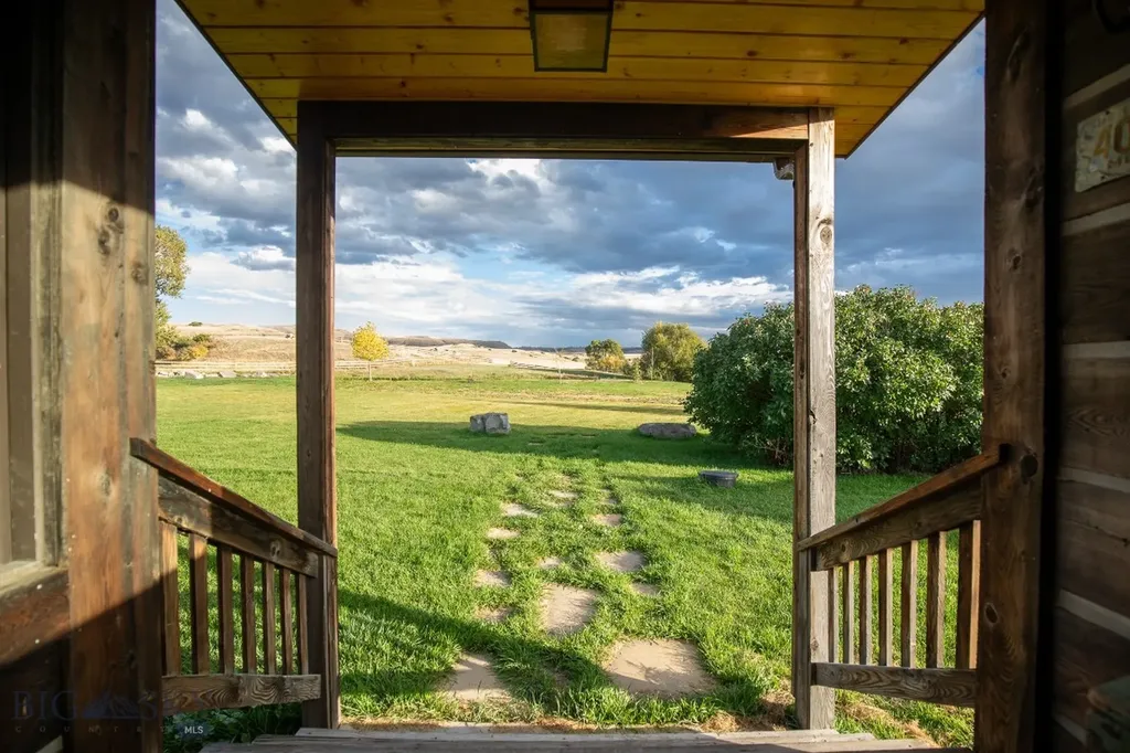 858 Lower Sweet Grass Big Timber MT 59011