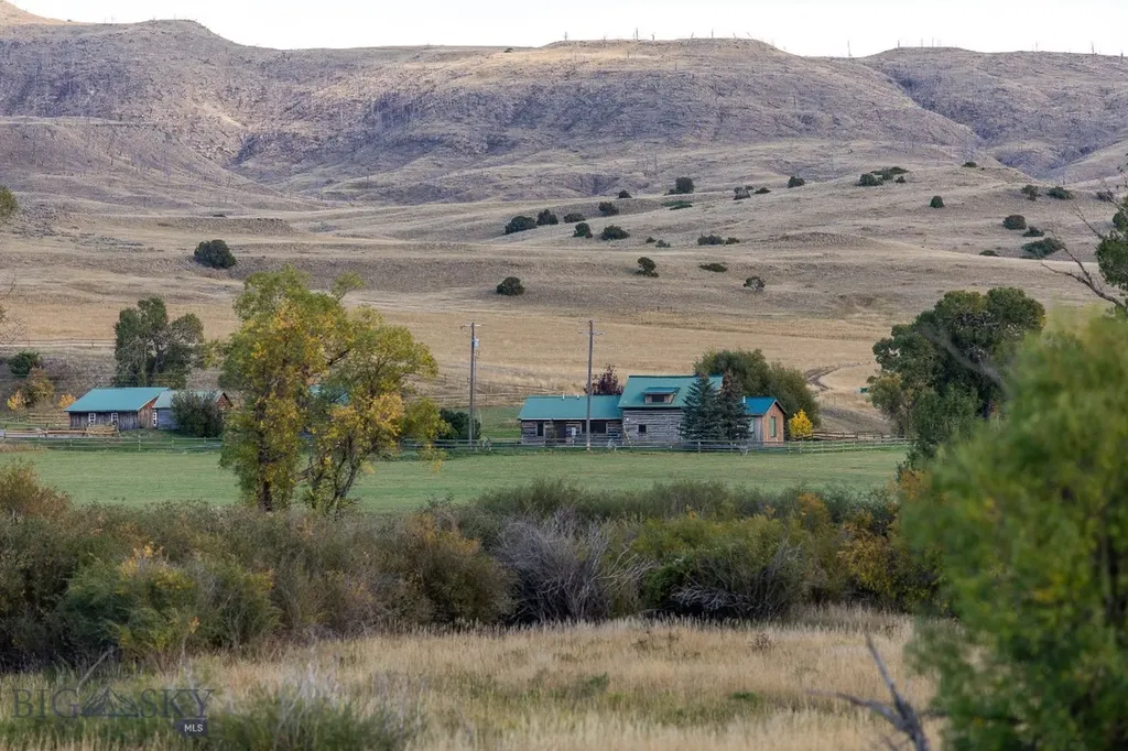 858 Lower Sweet Grass Big Timber MT 59011