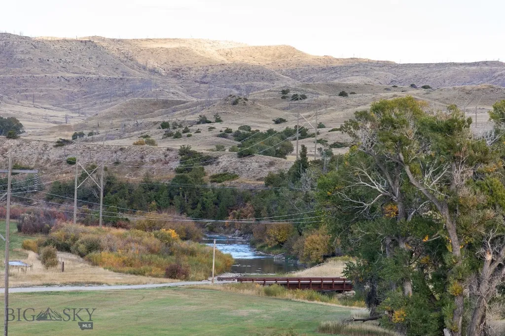 858 Lower Sweet Grass Big Timber MT 59011