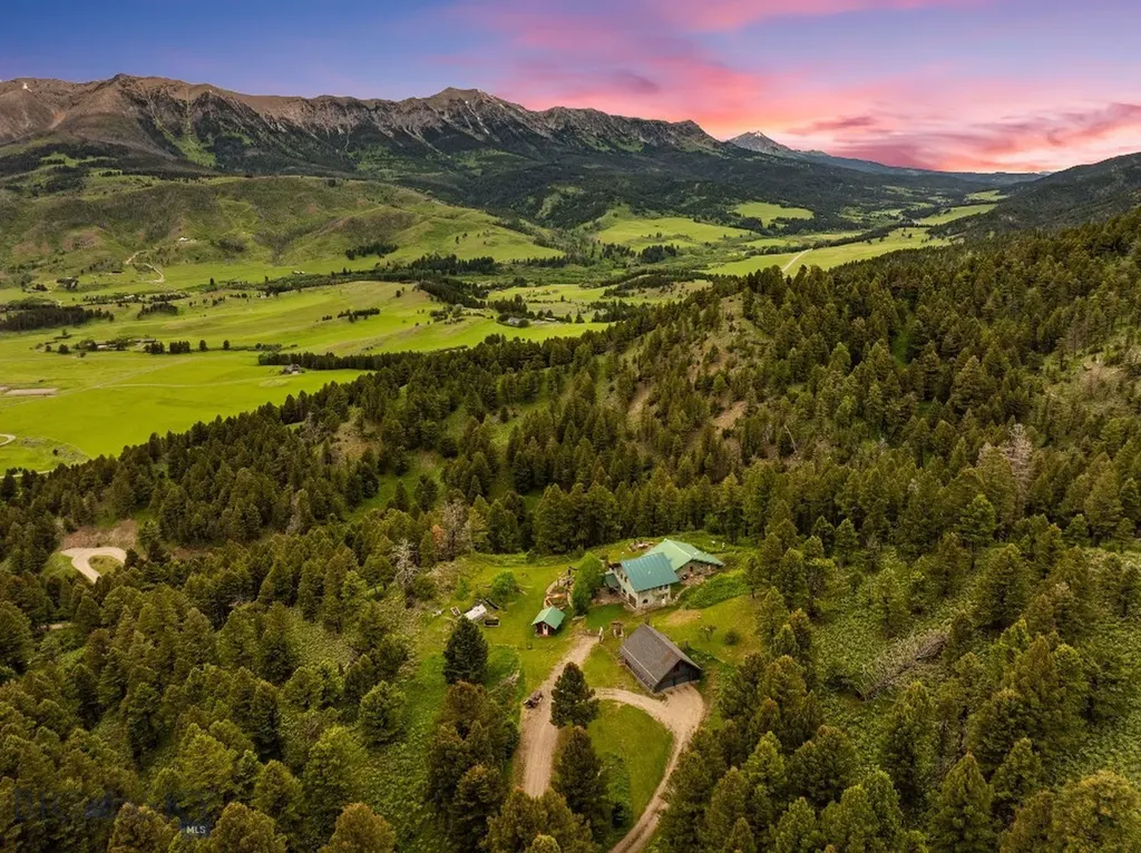 6780 Tepee Ridge Road Bozeman MT 59715