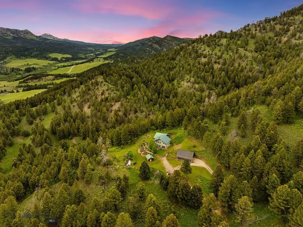 6780 Tepee Ridge Road Bozeman MT 59715