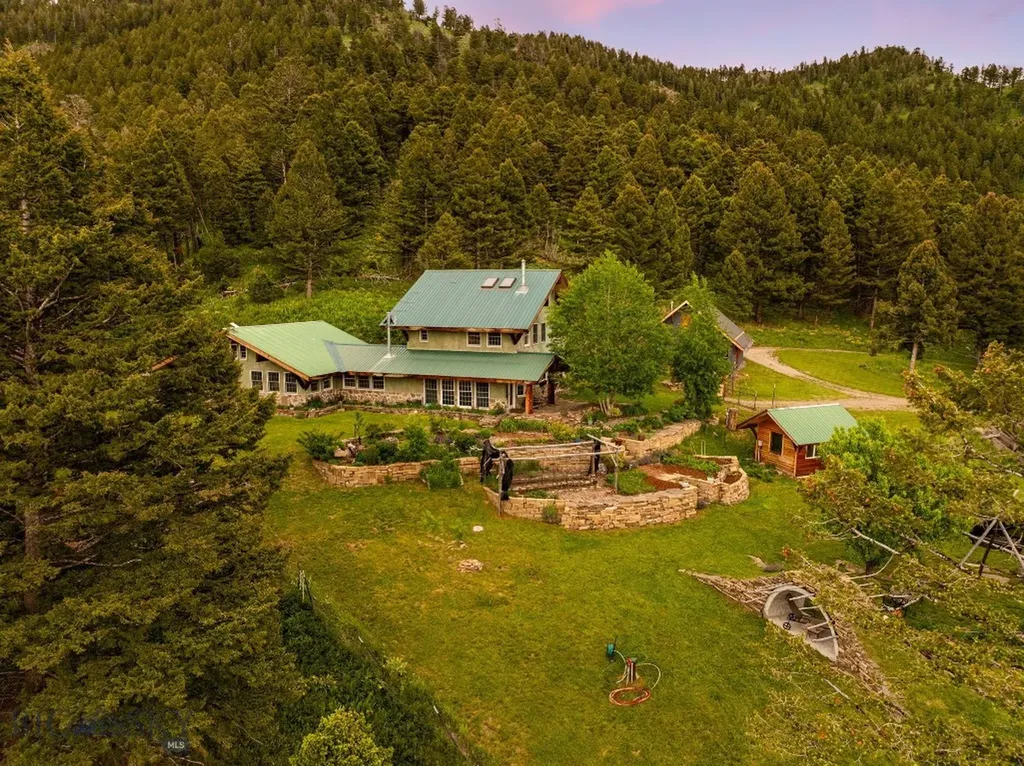 6780 Tepee Ridge Road Bozeman MT 59715