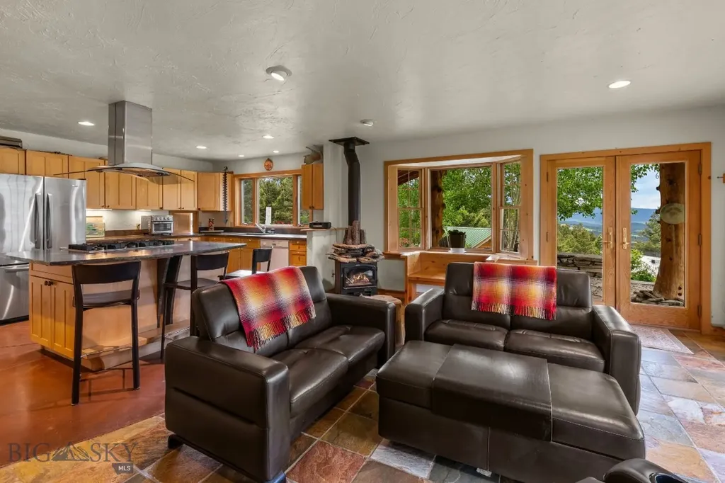 6780 Tepee Ridge Road Bozeman MT 59715