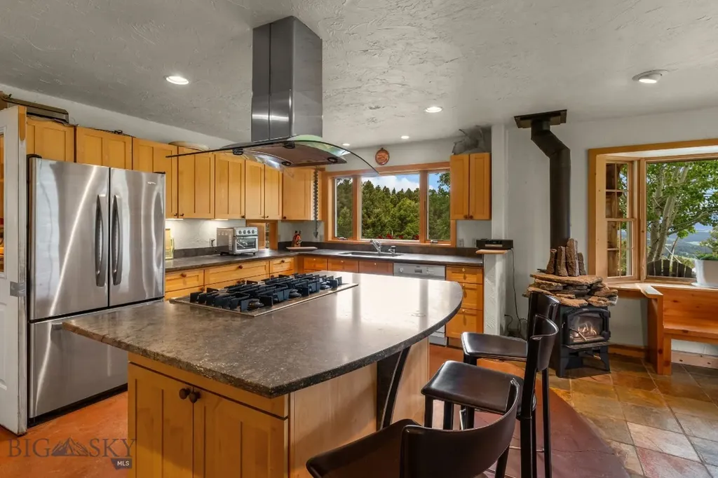 6780 Tepee Ridge Road Bozeman MT 59715
