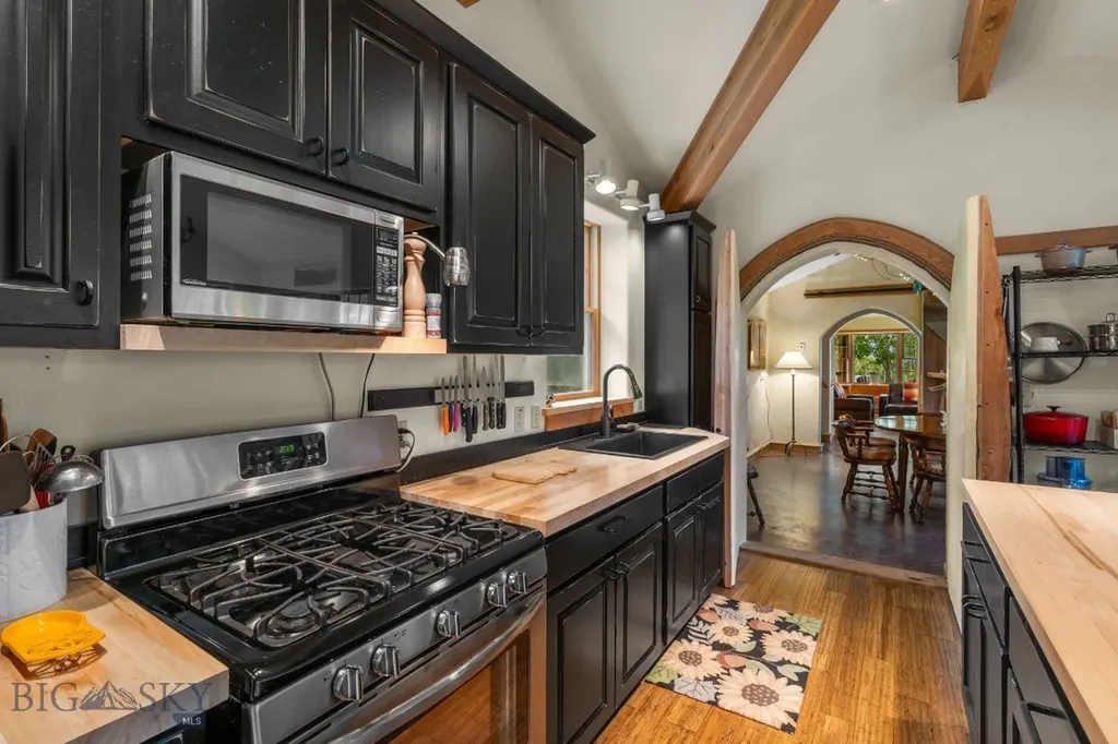 6780 Tepee Ridge Road Bozeman MT 59715