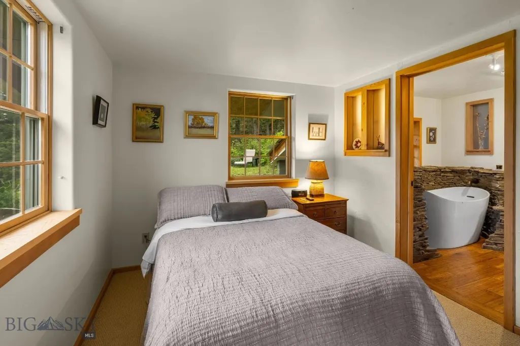 6780 Tepee Ridge Road Bozeman MT 59715