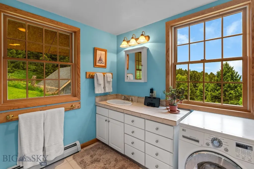 6780 Tepee Ridge Road Bozeman MT 59715