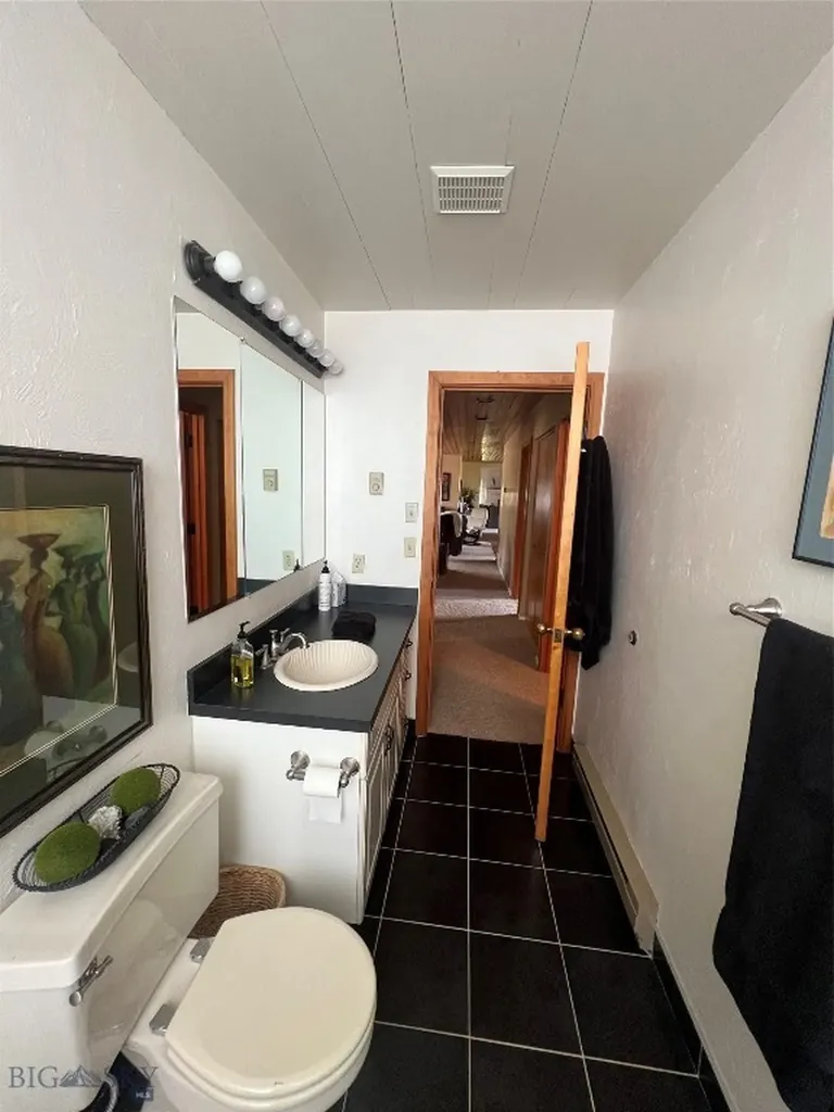 608 2nd Street Valier MT 59486