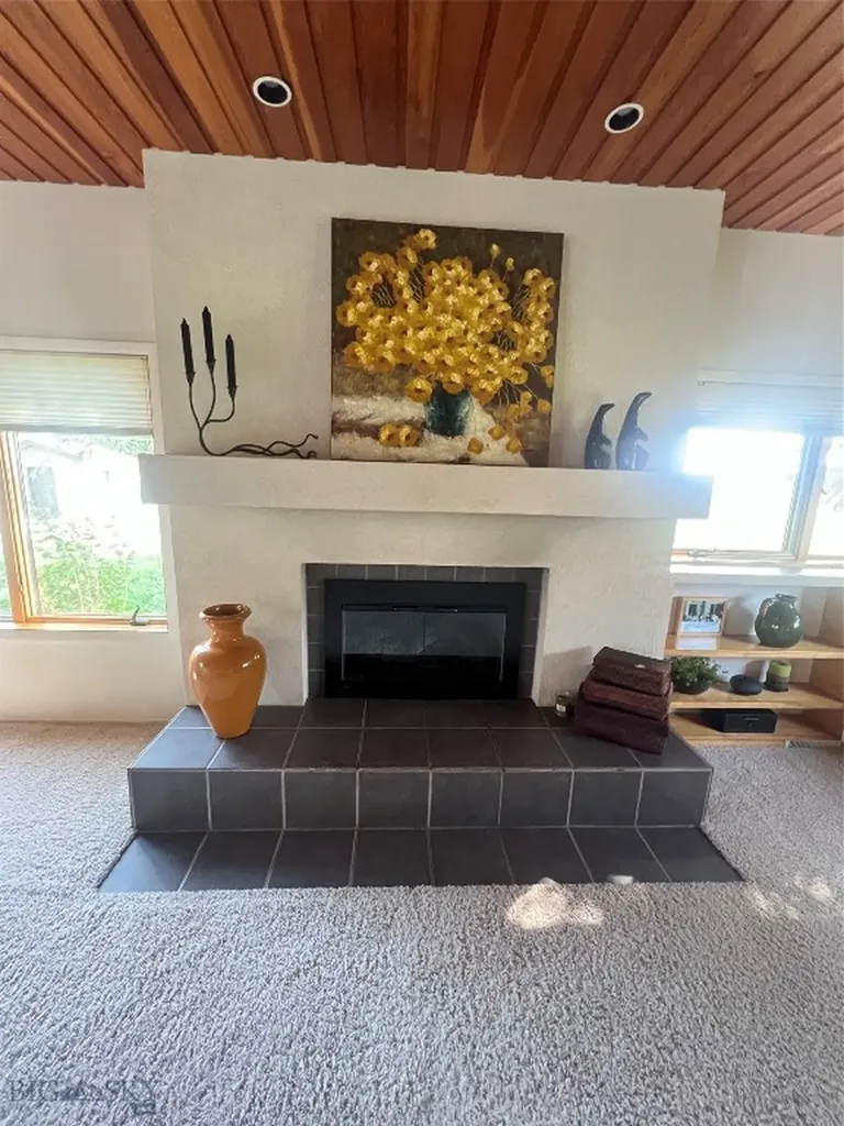 608 2nd Street Valier MT 59486