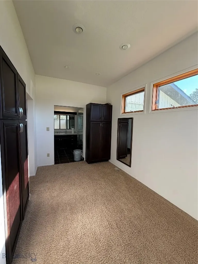 608 2nd Street Valier MT 59486