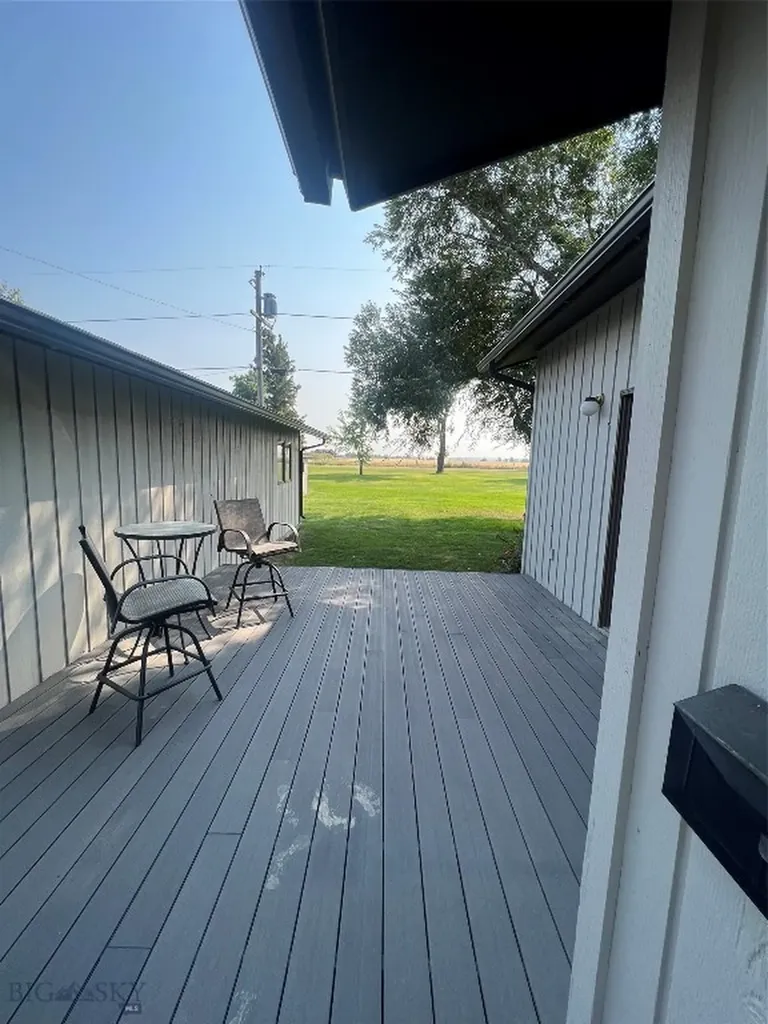 608 2nd Street Valier MT 59486